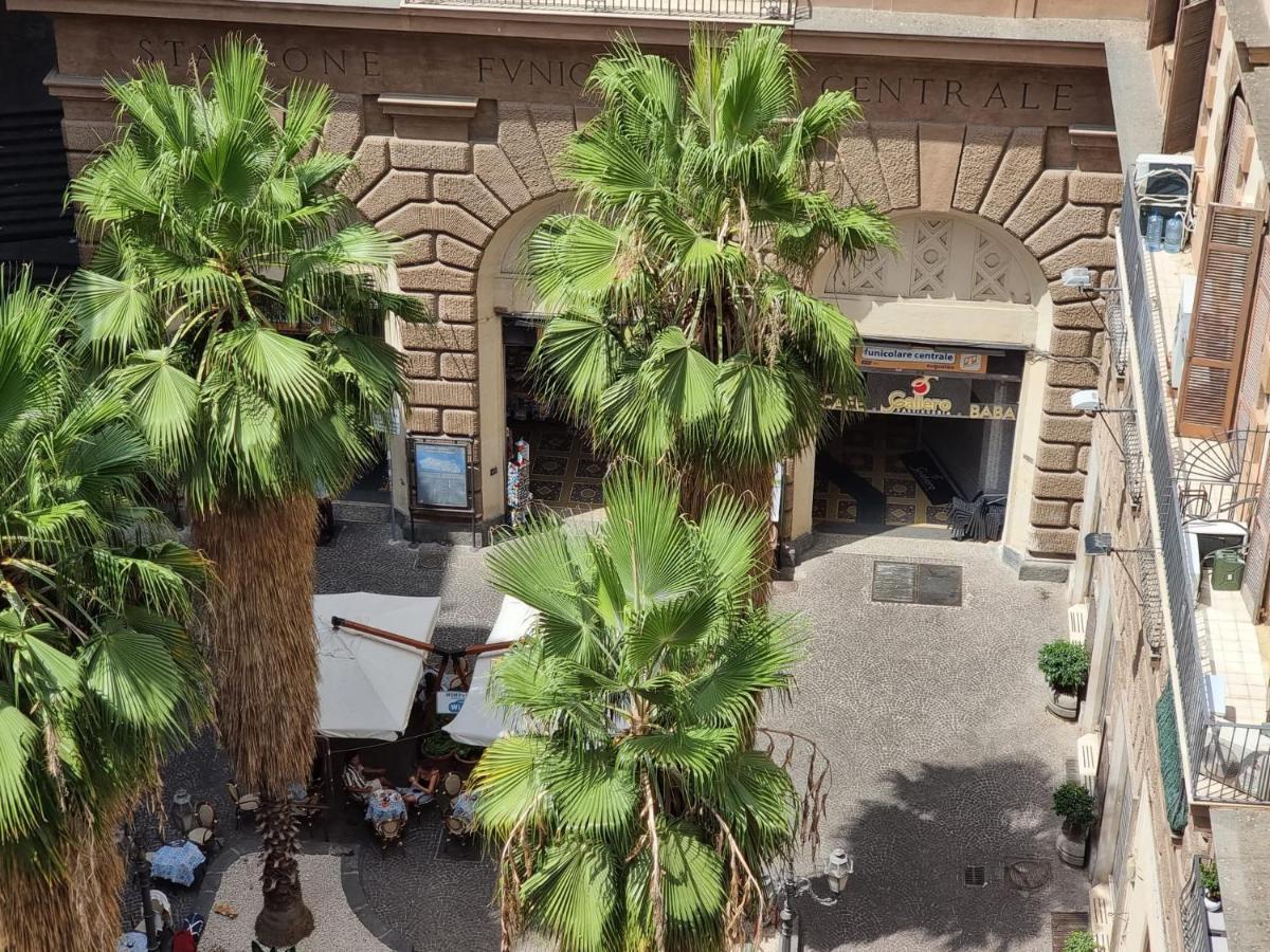 Barbaja Suites In Street Toledo 205 Nápoles Exterior foto